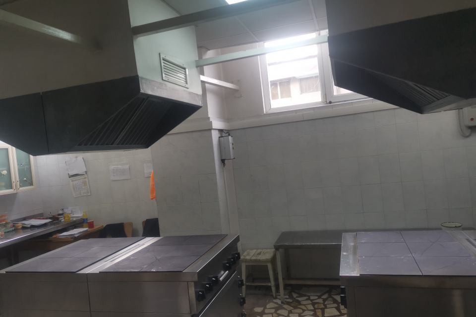 Детската млечна кухня в Сливен е с обновено специализирано кухненско оборудване. За това съобщи директорът на услугата Мирослава Костова. Храната на...